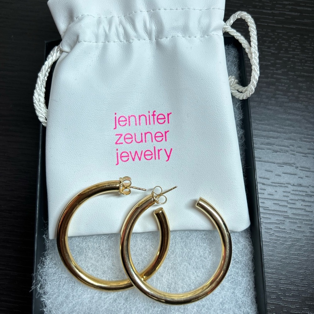 Gold Hoop medium size new in box Jennifer Zeuner